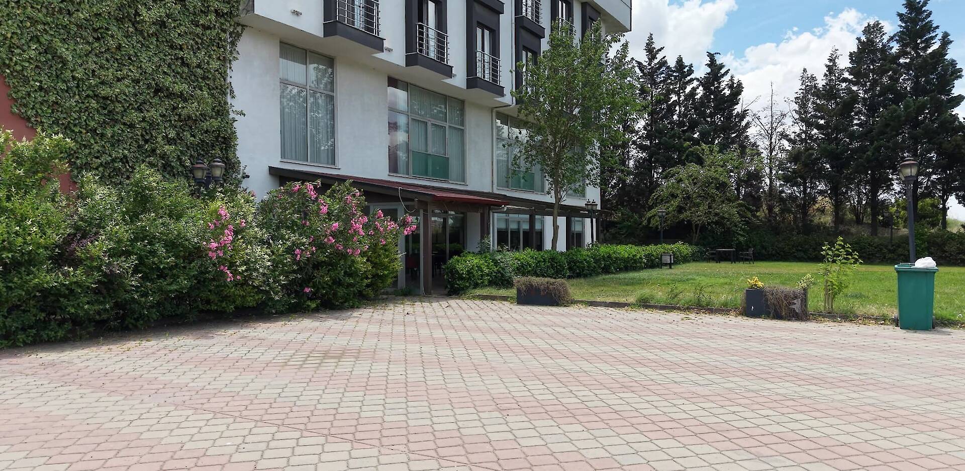Ücretsiz Otoparkımız